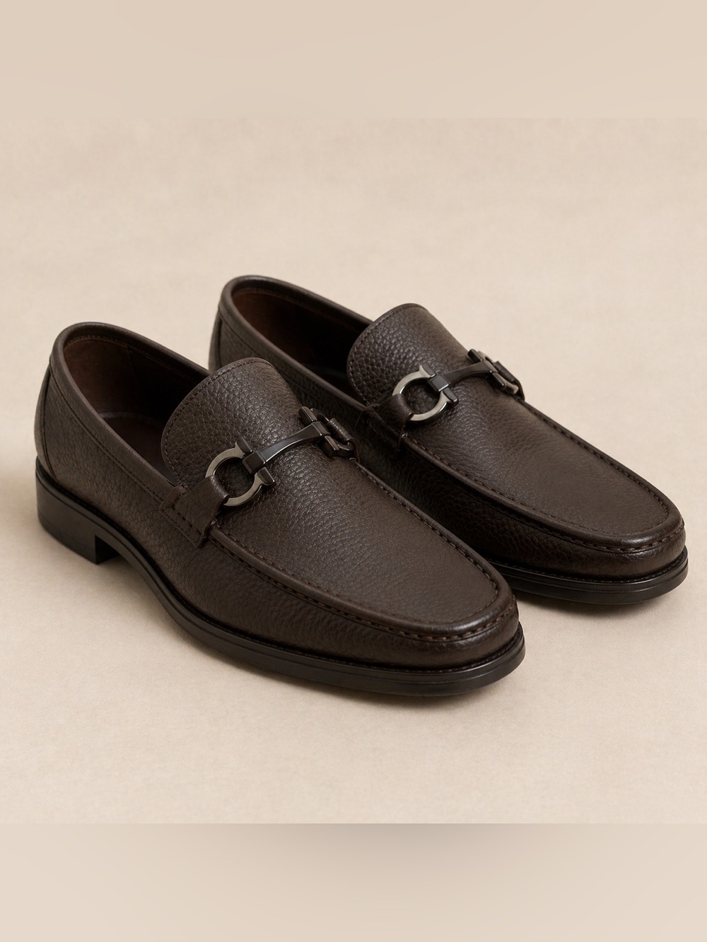 Salvatore Ferragamo Gancini Bit Loafers Brown Pebbled Leather Size 10 EE Wide